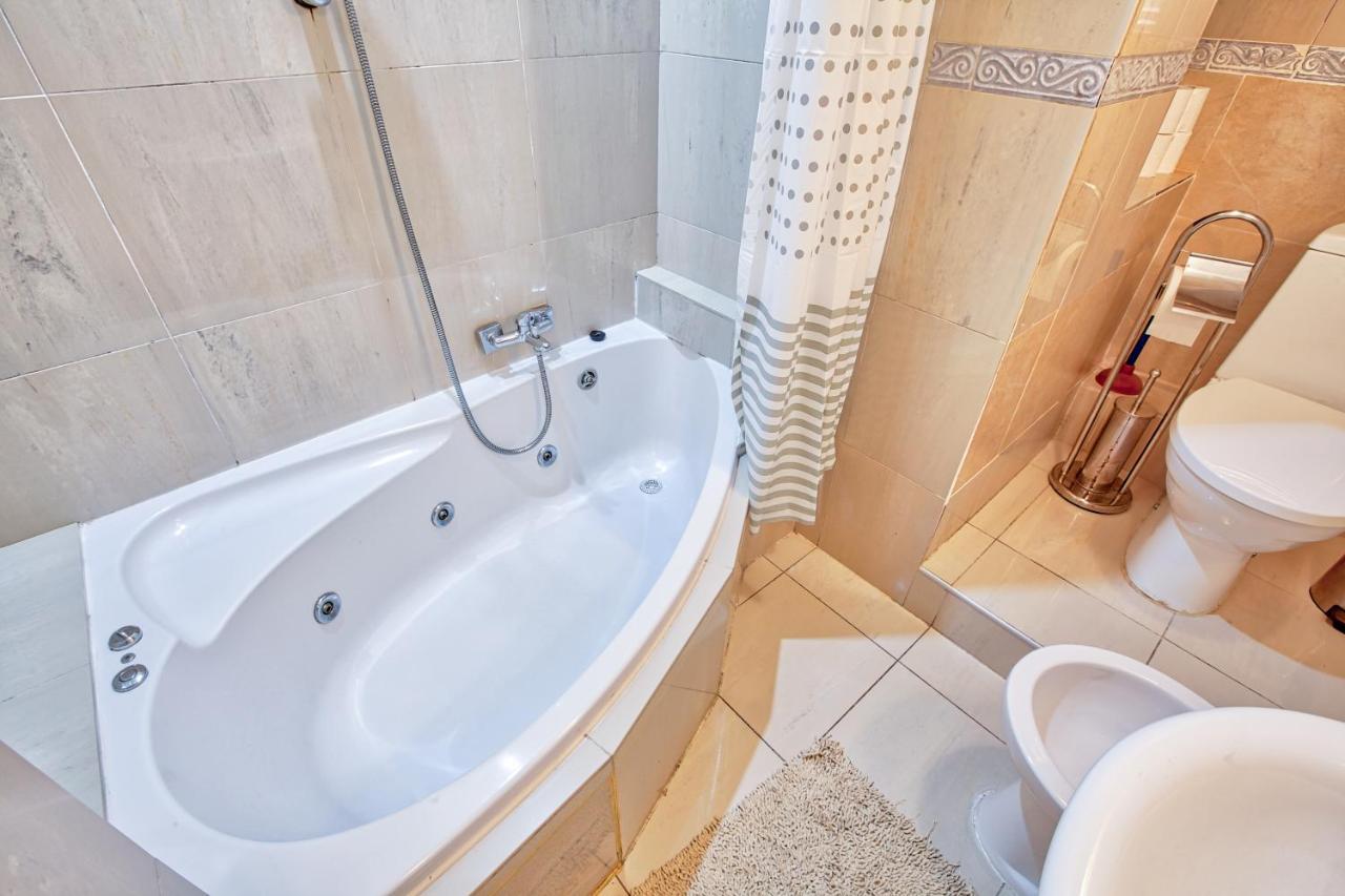 Vic- Seafront Apartment Sliema Dış mekan fotoğraf